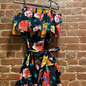 Who What Wear stylish off-shoulder dress size M